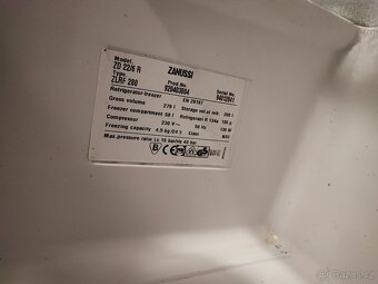 Lednice s mrazákem Zanussi - 3
