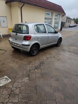 Toyota Yaris 1.0 - 3