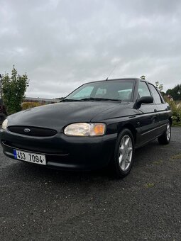 Ford Escort MK7 - 3