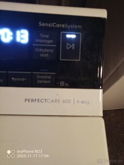 Vrchem plněná pračka Electrolux - 3