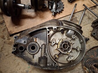 Náhradní díly čz 150c 125c - 3