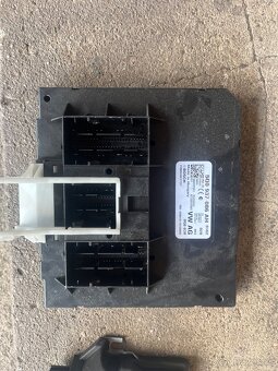 Náhradní díly VW Passat B8 - 3