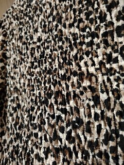 Dámská halenka s žabičkováním - 3