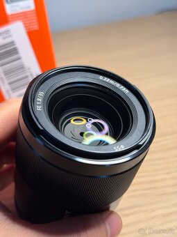 Prodám Sony FE 35mm f/1.8 (full-frame, E-mount) - 3