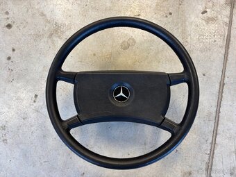 Volant mercedes w123 - 3