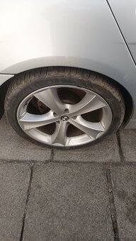 BMW 7 E65 735i dva vozy - 3