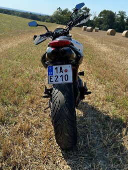 Ducati hypermotard 796 - 3