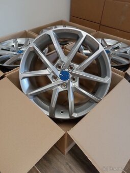 5x114.3 R18 - 3