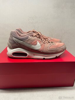 Nike - 3