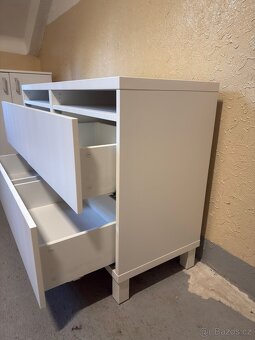 IKEA BESTA bílá komoda pod TV - 3