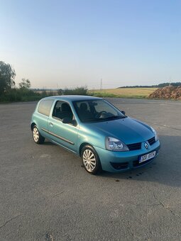 RENAULT CLIO - 3