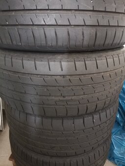 Pneu letní 235/50R18 - 3