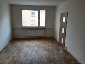 Pronajmu slunný byt 3+1 v Lounech pod Kauflandem - 3