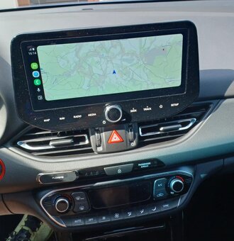 Bezdrátový adaptér Android Auto a Carplay pro iPhone - 3