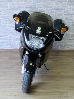Honda CBR1100XX Super Blackbird 1.majitel, 39000km - 3