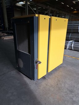 Průmyslový šroubový kompresor KAESER KOMPRESSOREN, model BSD - 3