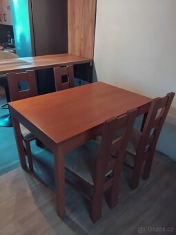 Jídelní stůl a 4 židle - 3
