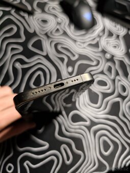 Iphone 15pro na díly - 3