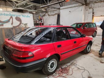 Toyota Corolla 1991  1.3-55kW  1.majitel  32000km - 3