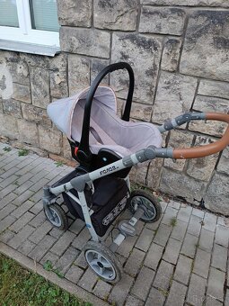 Prodám kočárek TROJKOBINACI. - 3