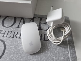 APPLE MACKBOOK AIR 13,6” ROSEGOLD - 3