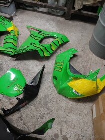Kawasaki ZX10R - 3