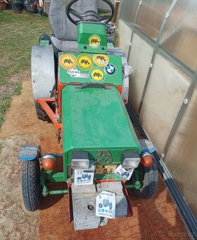 Malotraktor s tažným zařízením - 3