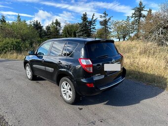 Toyota RAV4 - 3