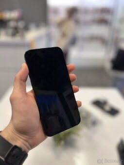 Apple iPhone 15 Pro Max 256GB Black Titanium E-SIM - 3