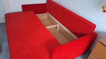 Čalouněný rozkládací gauč s úložným prostorem - 3