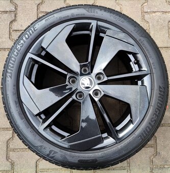 Disky originální Škoda Octavia IV 5x112 R18 Comet - 3
