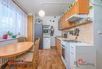 Převod dr. podílu, byty/4+1, 72 m2, K Hájku 1719, 50901 Nová - 3