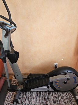 Housefit eliptický magnetický trenažér - 3