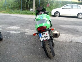 Kawasaki Ninja ZX12R - 3