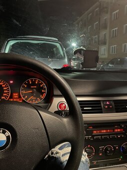 E90 318i - 3