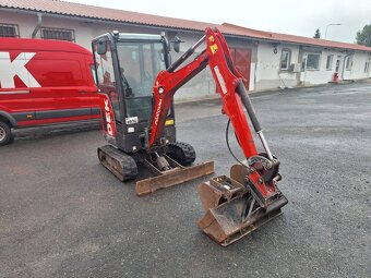BOBCAT E 19 - 3