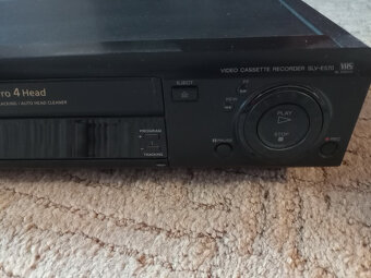 Videopřehřávač SONY - 3