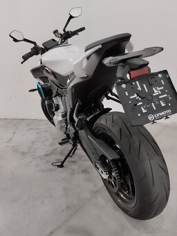CFMOTO 675NK White 2025 - 3