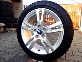 ZÁNOVNÍ ZIMNÍ originál ALU 17" 5x112 Dunlop 205/50R17 - 3