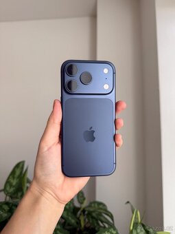 iPhone 17 pro - 3