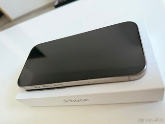 SLEVA iPhone 16 Pro 256GB + dárek - 3