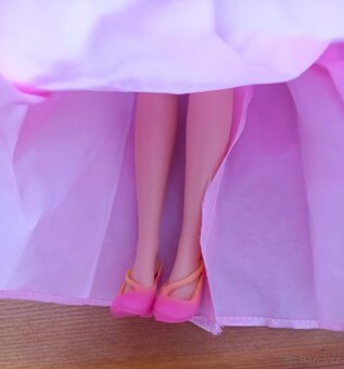 Plně kloubová panenka Mattel - 3