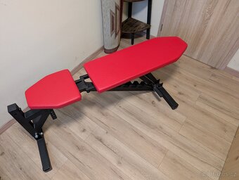 Jednoručky Technogym + Polohovací lavice - 3