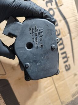 Škrtící klapka Škoda,VW - 3