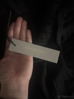 Esentials kratasy - 3