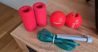 Prodám cvičební pomůcky do fitka nebo na domácí cvičení - 3