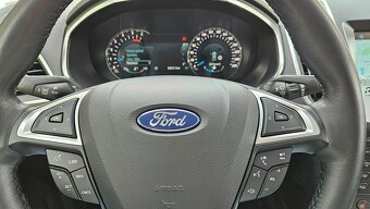 Ford S-MAX 2.0 TDCi 110 kW Titanium - 3