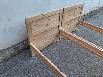 STAROŽITNÉ PÁROVÉ POSTELE PO CELKOVÉ RENOVACI - 3