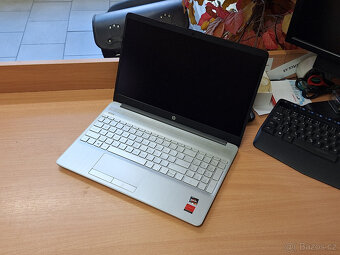HP 15-GW003NC - AMD 4×3,5GHz, 8GB RAM, 512GB M2, 2× grafika - 3