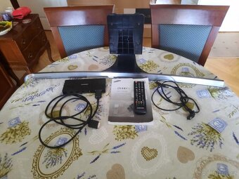 Samsung UE48JS8502T (prohnutá) - 3